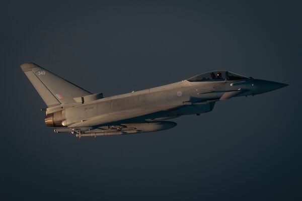 UK Bolsters Qatar Defenses with Typhoon Jets Amid Iran War